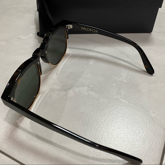 Wildfox Sunwear - Club Fox Frame Sunglasses - Picture 3 of 5
